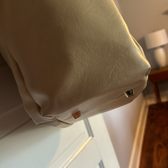 Beis Tan Leather Diaper Bag - Picture 4 of 11